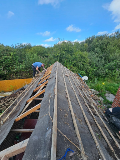Garage Re Roof Elton 02 Medium